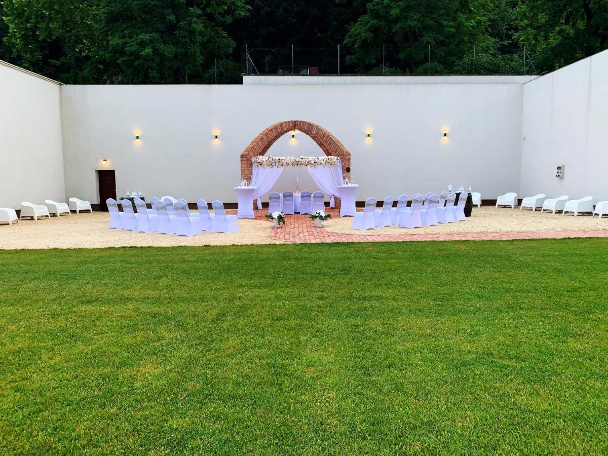 Boutique Hotel & Event Center Βουδαπέστη Εξωτερικό φωτογραφία