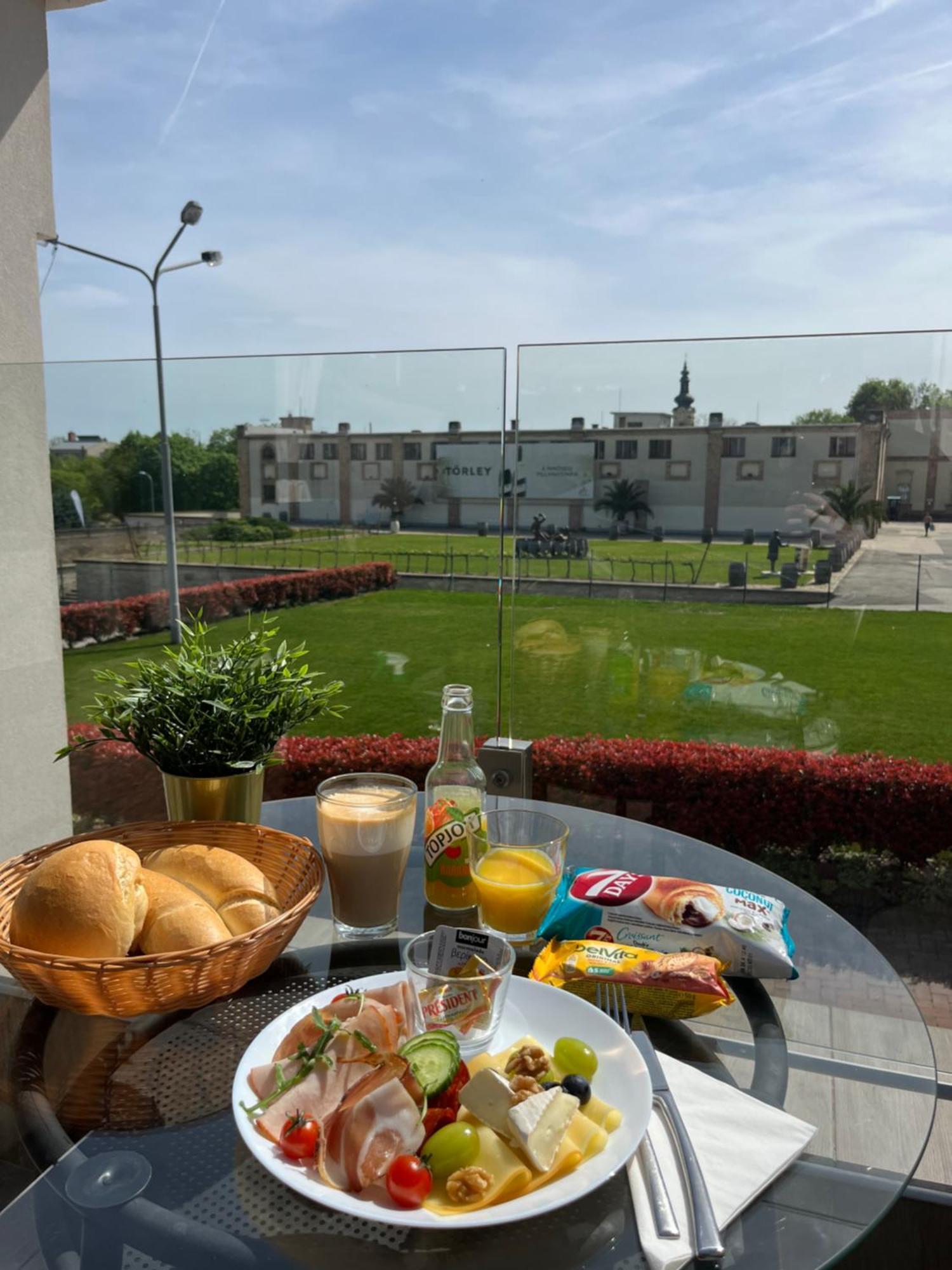 Boutique Hotel & Event Center Βουδαπέστη Εξωτερικό φωτογραφία
